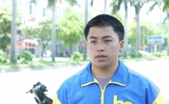 Gen Z sau tay lái: Xu hướng chạy xe ôm công nghệ của người trẻ