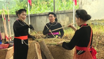 Hà Giang: 'Thúc' người dân đổi mới tư duy thoát nghèo