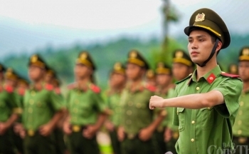 Chiến sĩ công nghệ thông tin lần đầu luyện tập duyệt binh dịp Quốc khánh 2/9