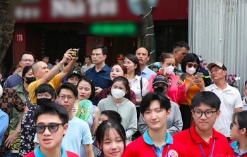 Hà Nội: 426 thí sinh vắng mặt, 1 vi phạm quy chế môn Ngoại ngữ lớp 10