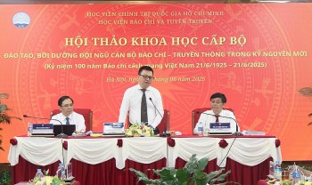 Đào tạo báo chí cần phải đi trước, dẫn đường