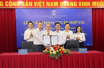 Bưu điện Việt Nam hỗ trợ Hà Nội triển khai dịch vụ hành chính công