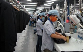Tăng cường khả năng cạnh tranh của ngành dệt may Việt Nam