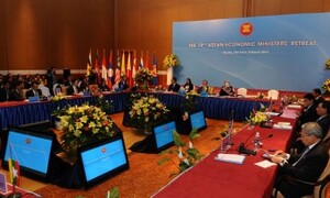 Hướng tới Cộng đồng kinh tế ASEAN