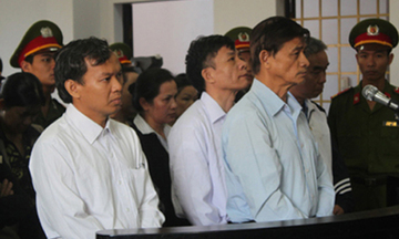 Tuyên án tử hình nguyên Giám đốc ngân hàng nhận hối lộ