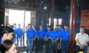 Đoàn Thanh niên Petrolimex Quảng Ngãi về nguồn