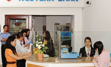 Mùa đại hội ngân hàng “nóng” M&A