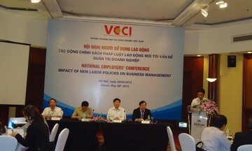 Tăng lương tối thiểu ngay, nhiều doanh nghiệp ngắc ngoải!