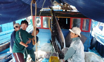 Đẩy mạnh phát triển kinh tế biển