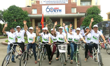 Công ty Điện lực Nghệ An: 2014- năm kinh doanh và dịch vụ khách hàng