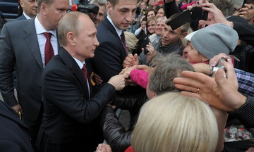 Ngoại trưởng EU nhất trí cấm nhập khẩu hàng hóa từ Crimea