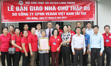 Vedan tặng 4 căn nhà chữ thập đỏ cho hộ nghèo