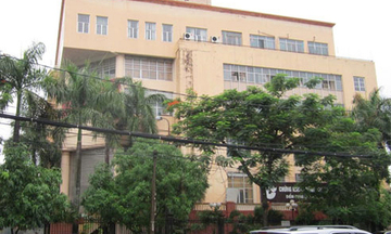 Bắt 4 cán bộ ngân hàng đánh bạc tại trụ sở