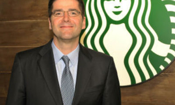 Chủ tịch Starbucks "tôn trọng di sản cà phê Hà Nội"