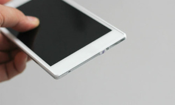 Smartphone màn hình 5,3 inch mỏng nhất thế giới về VN