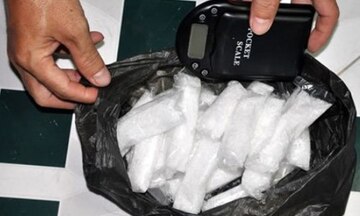 Bắt 4 đối tượng vận chuyển gần 3 kg ma túy đá qua đường hàng không