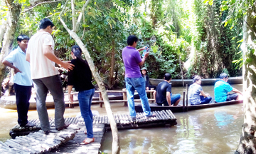 Du lịch Đồng Tháp mùa nước nổi