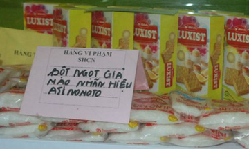 Phát hiện 4 tấn bao bì bột ngọt, bột giặt giả