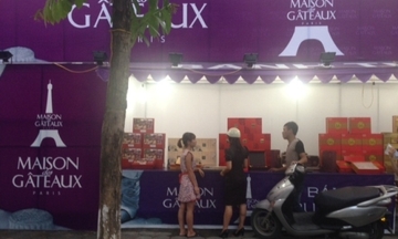 Maison de Gâteaux bán bánh trung thu hết hạn