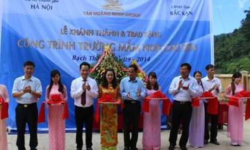 Tân Hoàng Minh: Mang tấm lòng hảo tâm tới vùng cao