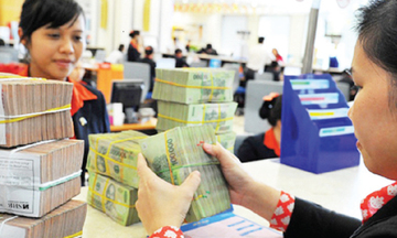 Gỡ dần nợ xấu