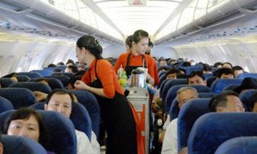Ngành du lịch “oằn mình” vì hàng không tăng phí!