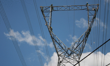 Cắt điện đường dây 500 kV Bắc Nam để thi công mạch 3