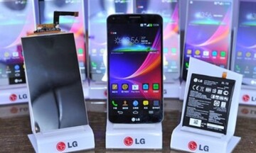 LG bắt đầu bán smartphone màn hình cong