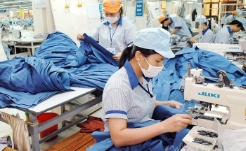 Dệt may chủ động ứng phó với làn sóng Covid-19 mới