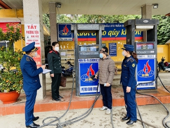 Chuyên gia kinh tế Trần Đình Thiên: Cần đánh giá, nhìn nhận khách quan về vai trò, trách nhiệm của Bộ Công Thương trong điều hành thị trường xăng dầu