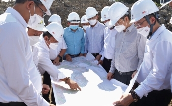 EVNNPT đẩy nhanh tiến độ các dự án truyền tải điện tại miền Trung và Tây Nam Bộ