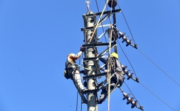 Sớm tháo gỡ vướng mắc công tác nghiệm thu, đóng điện các dự án lưới điện phía Bắc