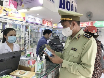 Đắk Lắk: 42 đơn vị kinh doanh cam kết không lợi dụng dịch bệnh để trục lợi