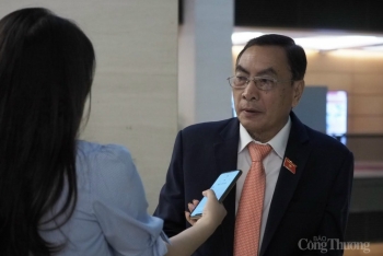 Tránh hiểu lầm về 12 loại thuốc hỗ trợ điều trị Covid-19: Bộ Y tế cần giải thích rõ ràng