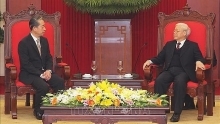 Vietnamese Party, State leader welcomes Chinese ambassador