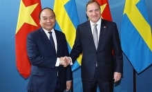 Vietnamese, Swedish PMs hold talks