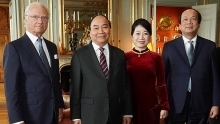 PM Nguyen Xuan Phuc meets with Swedish King