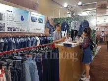 International expo on fabric and garments kicks off