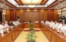 Politburo discusses construction and development of Can Tho City and Thanh Hoa Province
