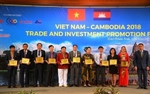 Vietnam - Cambodia trade and investment promotion forum opens