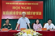Party leader meets voters in Hanoi