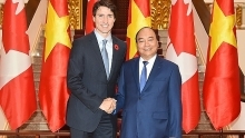 PMs Nguyen Xuan Phuc, Justin Trudeau hold talks