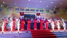 Vietnam Craft Village Trade Fair features over 150 pavilions