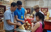 “One Commune One Product” fair opens in Hanoi