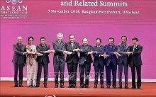 PM Phuc attends opening ceremony of 35th ASEAN Summit