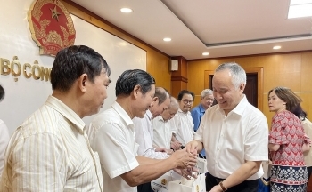 Bộ Công Thương gặp mặt, tri ân các thương binh và thân nhân gia đình liệt sỹ