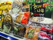 Tràn lan các loại hạt khô không rõ xuất xứ