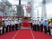 Công ty Truyền tải điện 4 gắn biển thi đua Công trình nâng công suất trạm biến áp 500kv Ô Môn