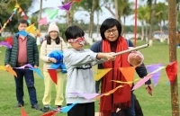 Người dân Hà Nội náo nức tham gia lễ hội xuân Ecopark