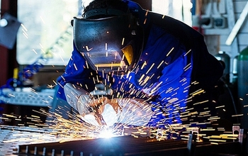 Tiếp nhận hồ sơ yêu cầu điều tra chống bán phá giá vật liệu hàn nhập khẩu